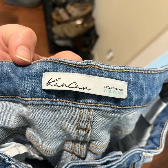 KanCan Boyfriend Distressed Jeans size 29 - Picture 3 of 5